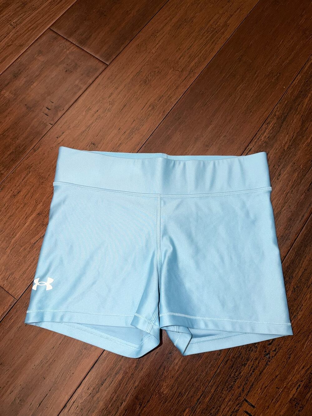 Under Armour Women's HeatGear Mid-Rise 3” Shorty Shorts M Medium